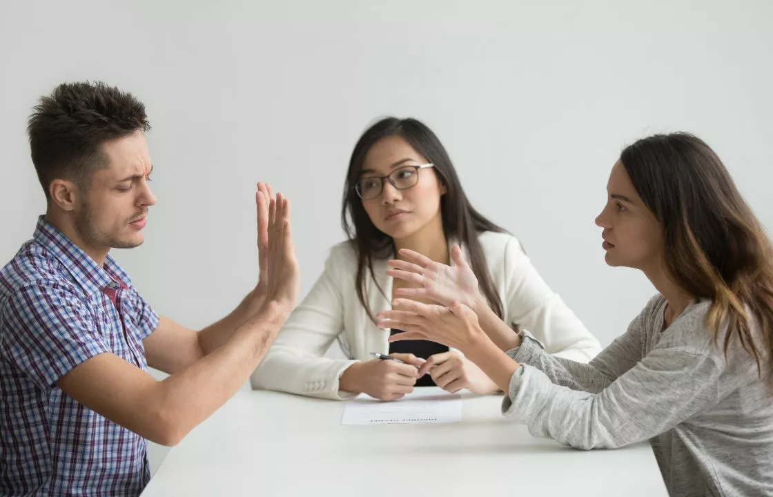 Image of couple arguing in family mediation Richmond upon Thames